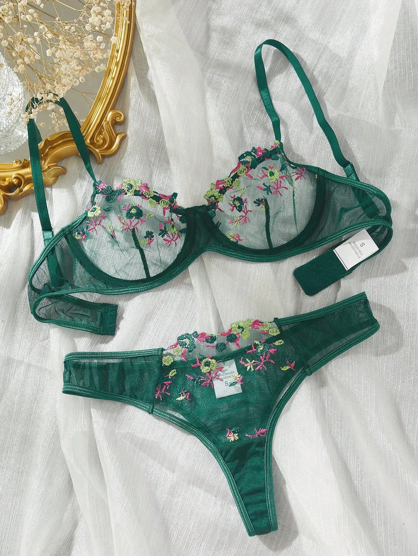 Boudoir Bliss Night Green