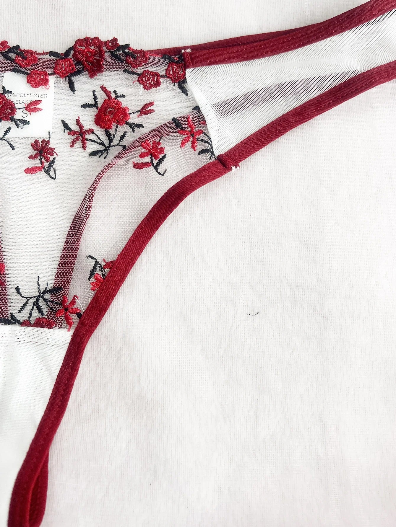 Boudoir Bliss White/Red