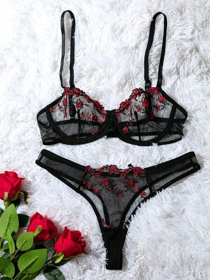 Boudoir Bliss Black/Red