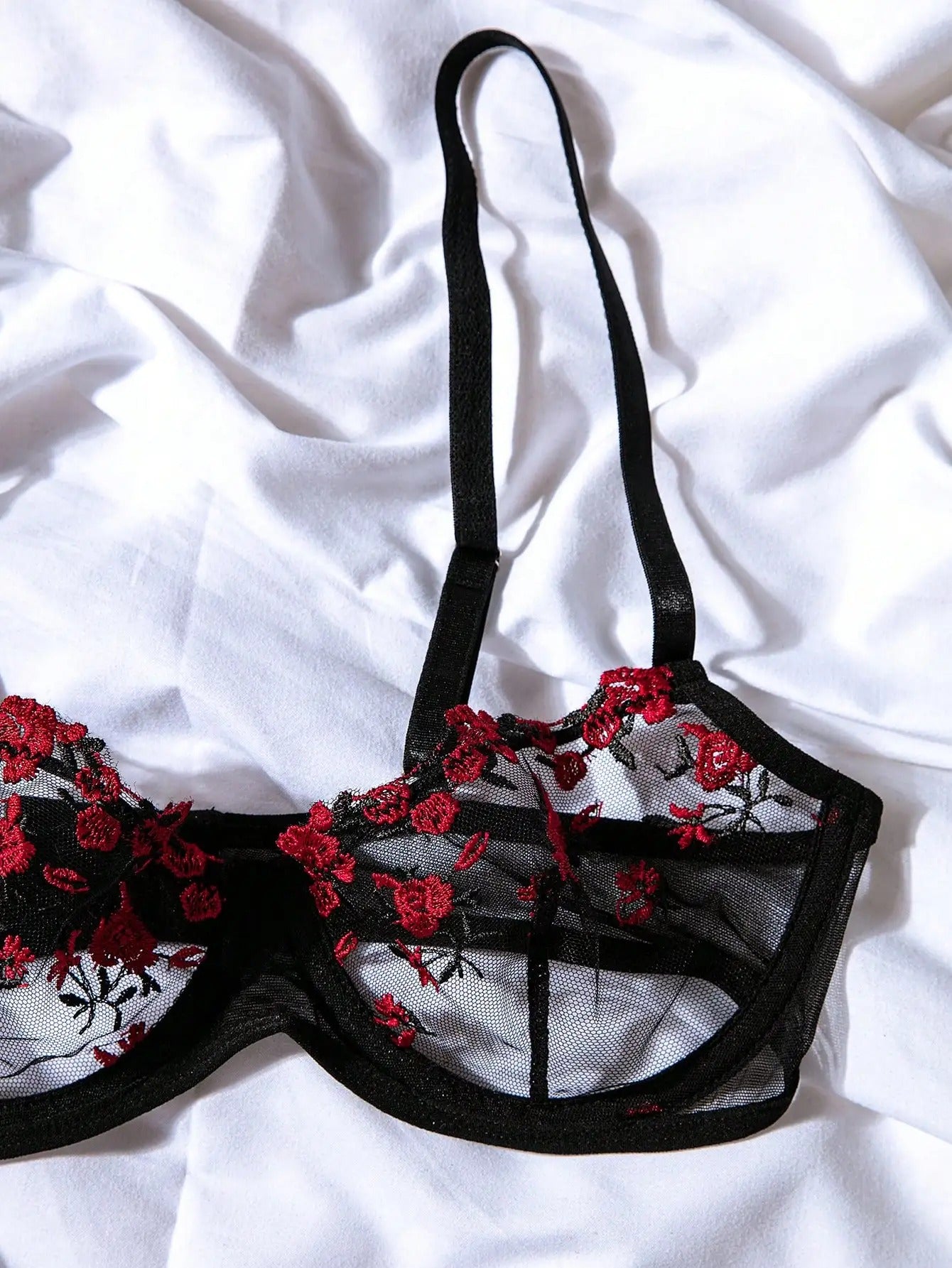 Boudoir Bliss Black/Red